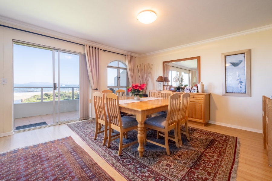 4 Bedroom Property for Sale in Greenways Golf Estate Western Cape